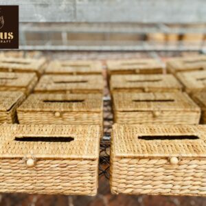 Hộp khăn giấy làm từ lục bình